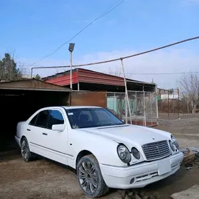 Mercedes-Benz E430 1997