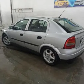 Opel Astra 2001