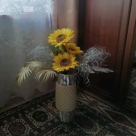 ваза с цветами