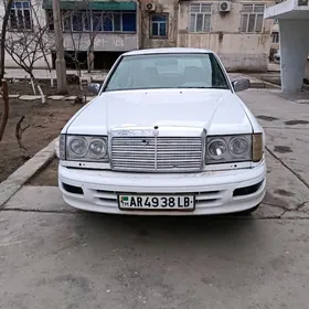 Mercedes-Benz E280 1991