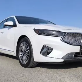 Kia Cadenza 2020