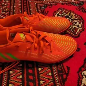 ADIDAS PREDATOR BUTSY