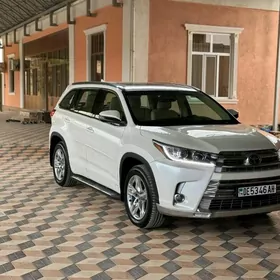 Toyota Highlander 2018