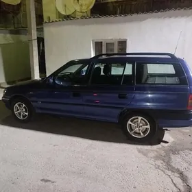 Opel Astra 1996