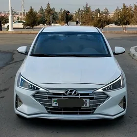 Hyundai Elantra 2020