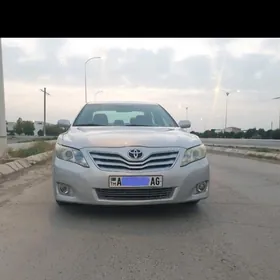 Toyota Camry 2011