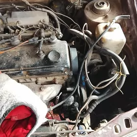 Mitsubishi Chariot 1993