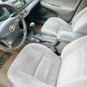 Toyota Camry 2003