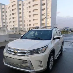 Toyota Highlander 2017