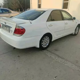 Toyota Camry 2004