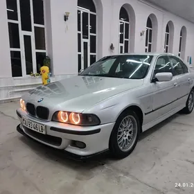 BMW E39 2000
