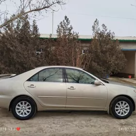Toyota Camry 2005