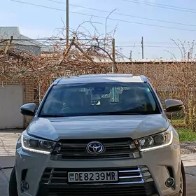 Toyota Highlander 2019