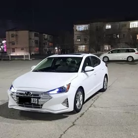 Hyundai Elantra 2020