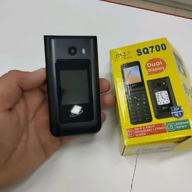 prastoy telefon SQ 700