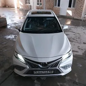 Toyota Camry 2022