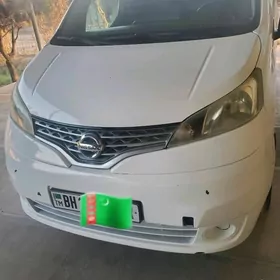 Nissan NV200 2020