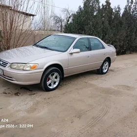Toyota Camry 1999
