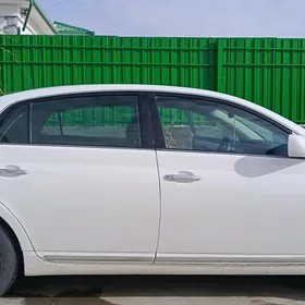 Toyota Avalon 2005