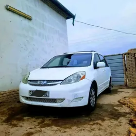 Toyota Sienna 2007