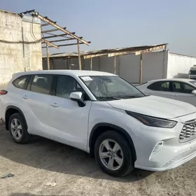 Toyota Highlander 2022