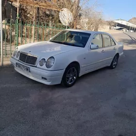 Mercedes-Benz 300E 1998