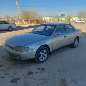 Toyota Camry 1993