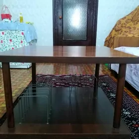 Столик журнальный