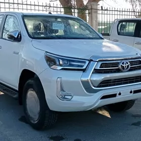 Toyota Hilux 2025
