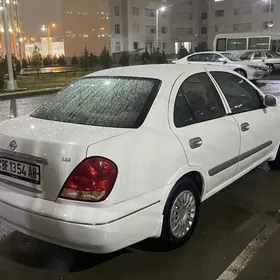 Nissan Sunny 2004