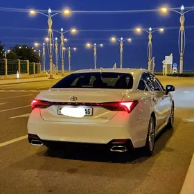 Toyota Avalon 2022