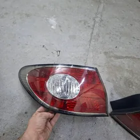 Leksus Es-330 yzky fara