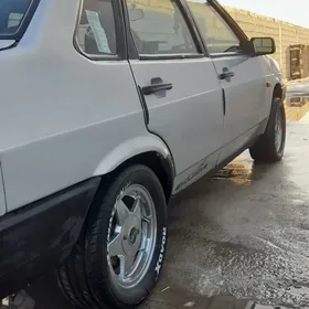 Lada 21099 2002