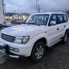 Toyota Land Cruiser Prado 2001