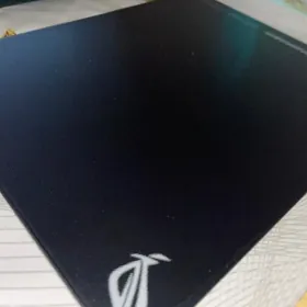 Стеклянный коврик ASUS ROG