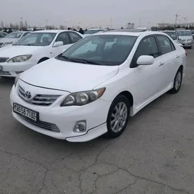 Toyota Corolla 2013