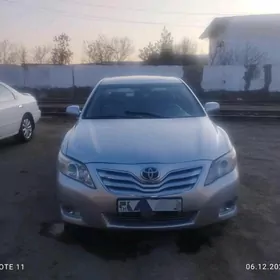 Toyota Camry 2010