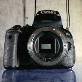 Canon 650
