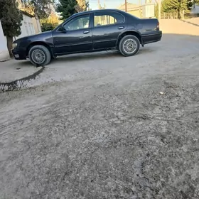 Nissan Cefiro 1995