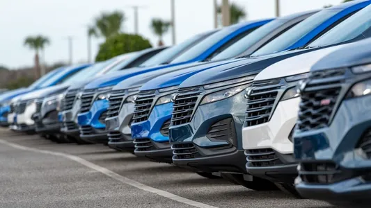 2025-nji ýylda dünýäde tas 92 million täze awtoulag satyldy