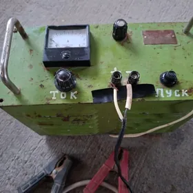 Zarýatnik akumilýatora