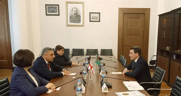 В Тбилиси обсудили развитие туркмено-грузинского межпарламентского диалога