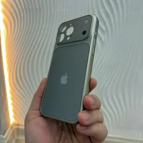 iPhone 16pro max owuryan 17a