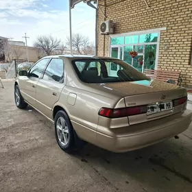 Toyota Camry 1998