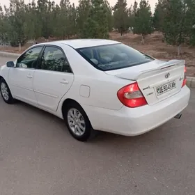 Toyota Camry 2004