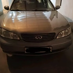 Infiniti I30 2001