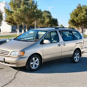 Toyota Sienna 2001