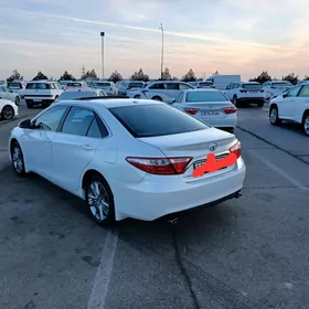 Toyota Camry 2016