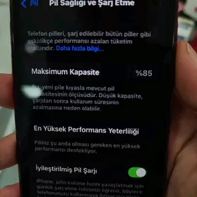 Iphone 8 (PRODUCT) red️