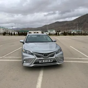 Toyota Camry 2020